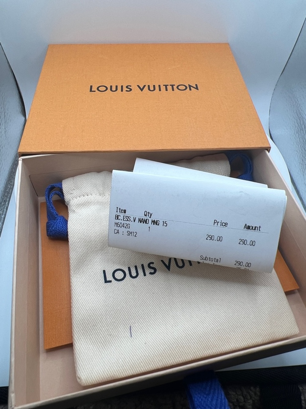 Louis Vuitton Essential V Bracelet Nano with Box, Receipt and Dust Bag - Picture 13 of 14